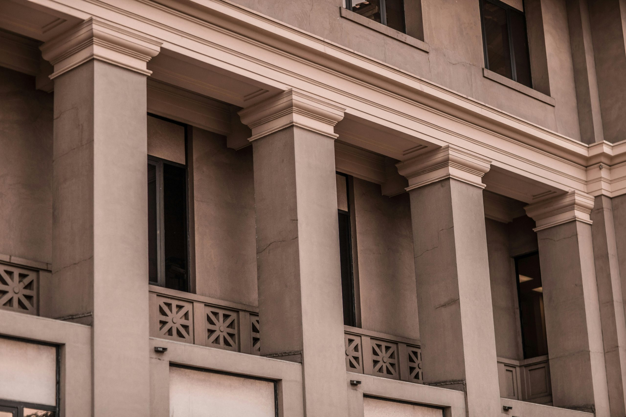 Assessing the Pros and Cons of New Construction Homes