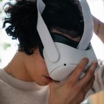 Augmented Reality Dashboards Guide Drivers More Intuitively